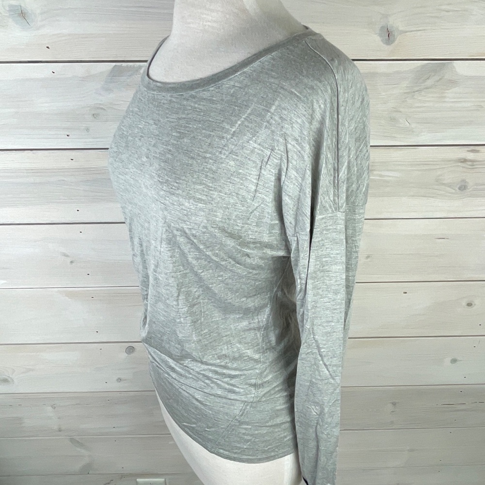 David Lerner Grey Modern Long Sleeve T-Shirt - NWT